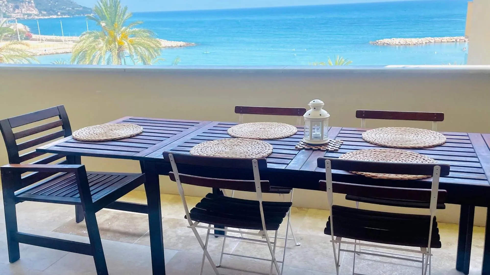 Superbe 4P Renove Climatise Avec Terrasse Proche Mer Et Centre - Fr-1-196-359 Menton 0*,  Francia
